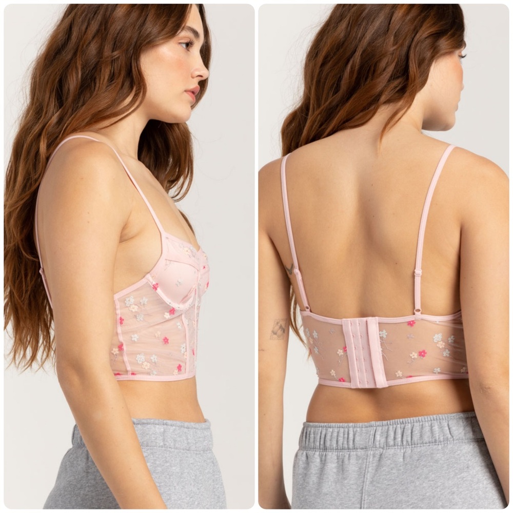 Tilly’s Full Tilt Flower Embroidery Corste